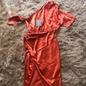 Rust satin one shoulder ruched skirt midi dress